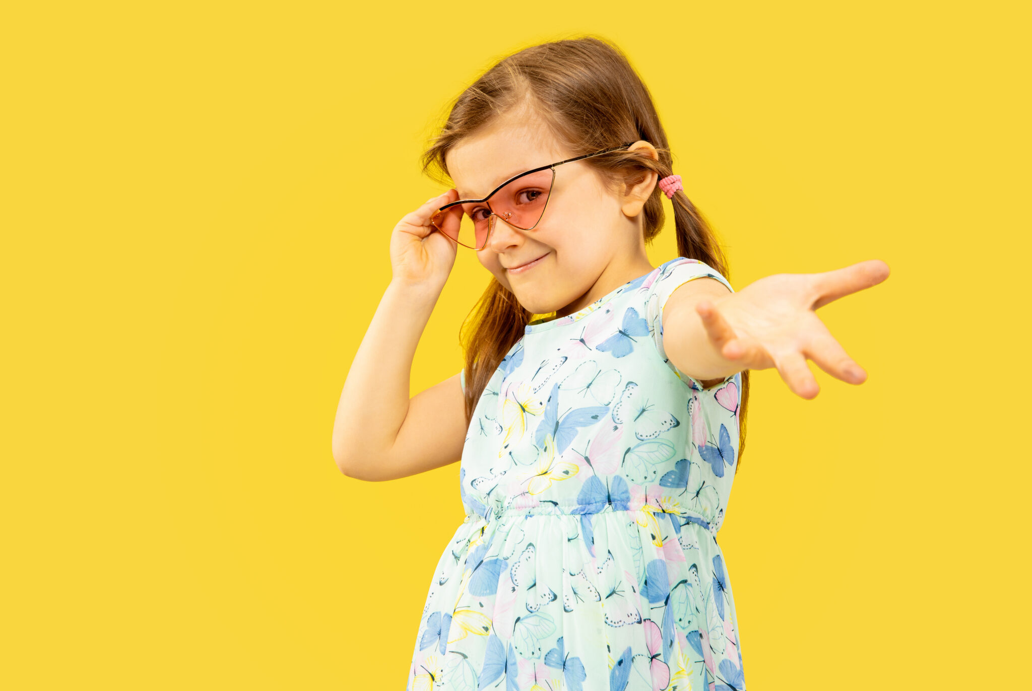 Cómo saber si tu hijo necesita gafas graduadas